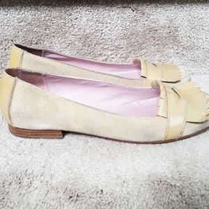 GAP Flat Tan Penny Loafer sz 9